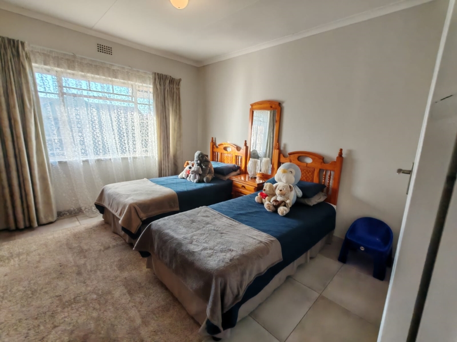 3 Bedroom Property for Sale in Vaalpark Free State